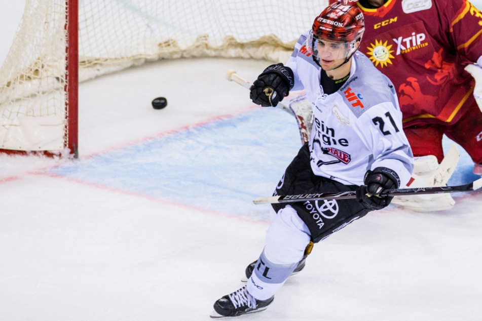 Herber Verlust: Haie-Stürmerstar wechselt zum EHC Red Bull München