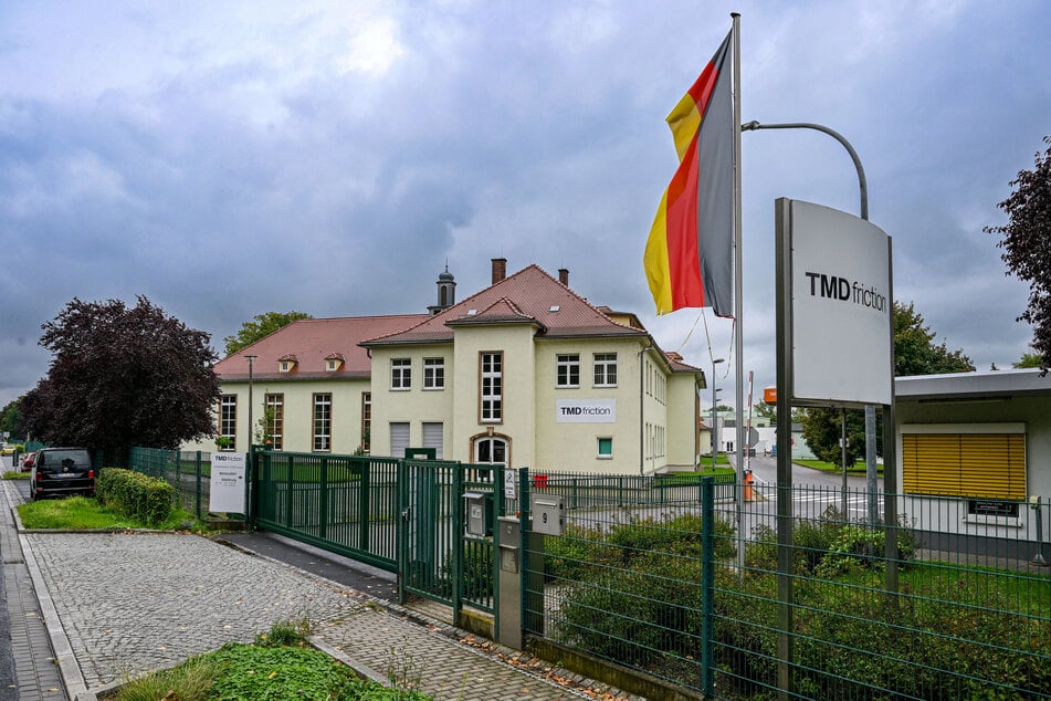 "TMD Friction" hat die Produktion von Bremsbelägen für Nutzfahrzeuge am Standort Coswig im Juli eingestellt.
