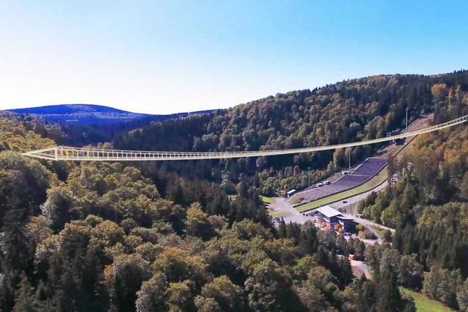 Längste Fußgänger-Hängebrücke der Welt in Hessen: Dann soll sie eröffnet werden