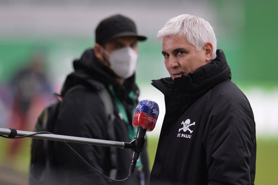 Sportchef Andreas Bornemann (49) hat seinen Vertrag beim FC St. Pauli vorzeitig verlängert. Im Januar stand der 49-Jährige noch heftig in der Kritik. (Archivfoto)