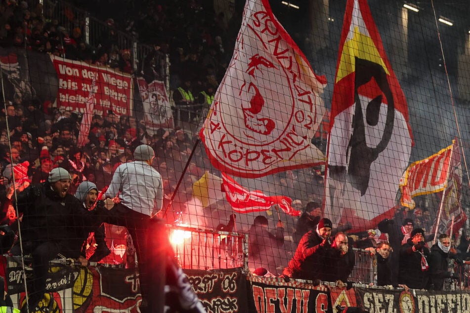 Auch die aktive Fanszene von Union Berlin ist gegen Verschärfungen der Stadionrichtlinien und zieht mit den Hertha-Fans an einem Strang.
