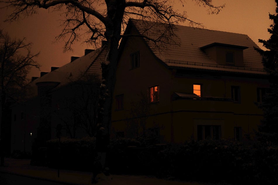 Berlin: "Mach 'ne Kerze an - damit ist es nicht getan": Wie eine Familie den längsten Stromausfall Berlins erlebte