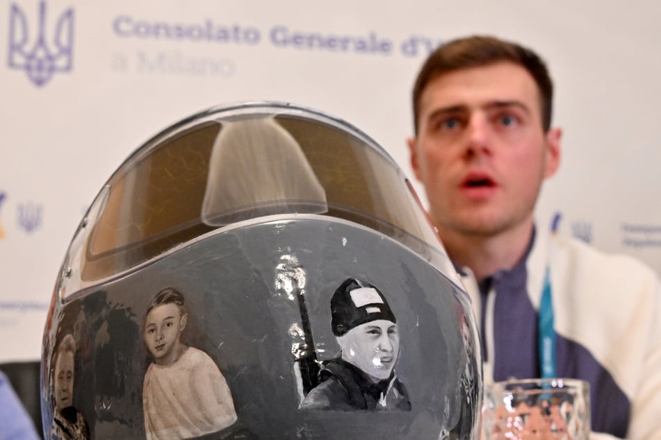 Der 27 Jahre alte Heraskewytsch war bei den Olympischen Winterspielen in Italien kurz vor dem Start der Skeleton-Rennen disqualifiziert worden, weil er nicht auf seinen vom IOC untersagten Helm verzichten wollte.