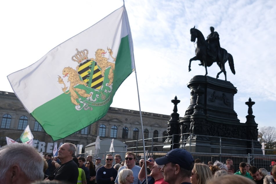 Demo-Alarm in Dresden: Der Samstag wird zur Stau-Falle!