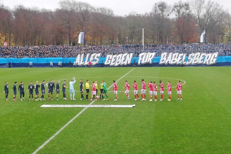 Das Motto in Babelsberg ist klar. Doch viele Fans vermissen den Kampfgeist. (Archivfoto)