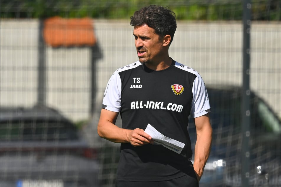 Alles eine Frage der Taktik: Dynamo-Coach Thomas Stamm (42) wird sich seine Strategie für das bevorstehende Spiel bei der SV Elversberg ausgetüftelt haben.