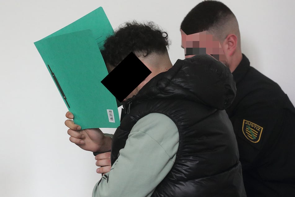 Nuruddin K. (28) ist wegen versuchten Totschlags angeklagt.