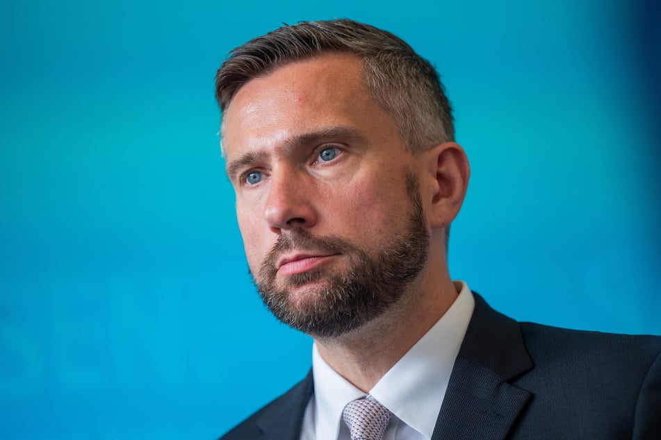 Martin Dulig (47, SPD) verlängert den sächsischen Stabilisierungsfonds.