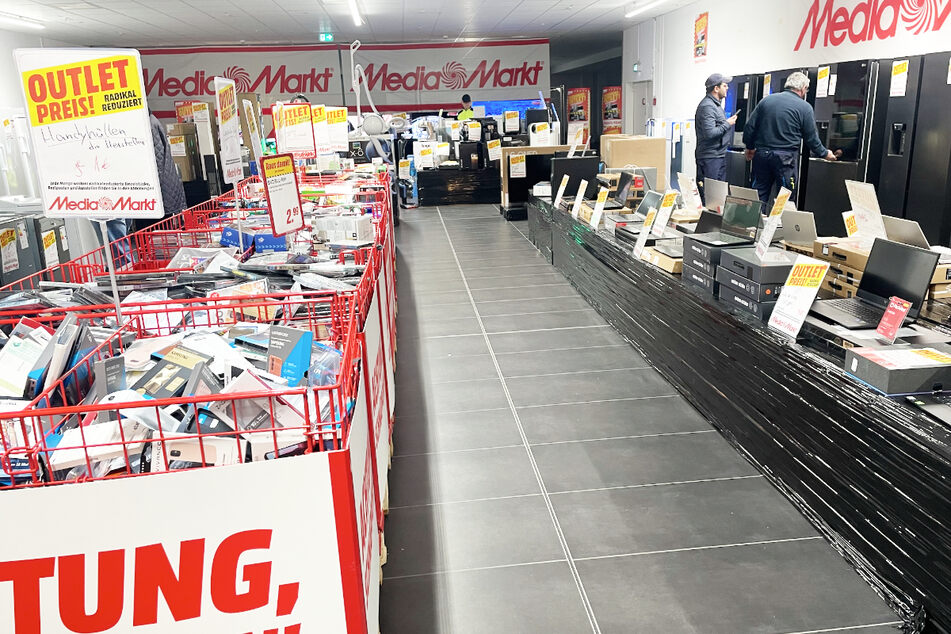 offset Verenigde Staten van Amerika Mislukking MediaMarkt Wiesbaden räumt das Lager und haut diese Produkte stark  reduziert raus