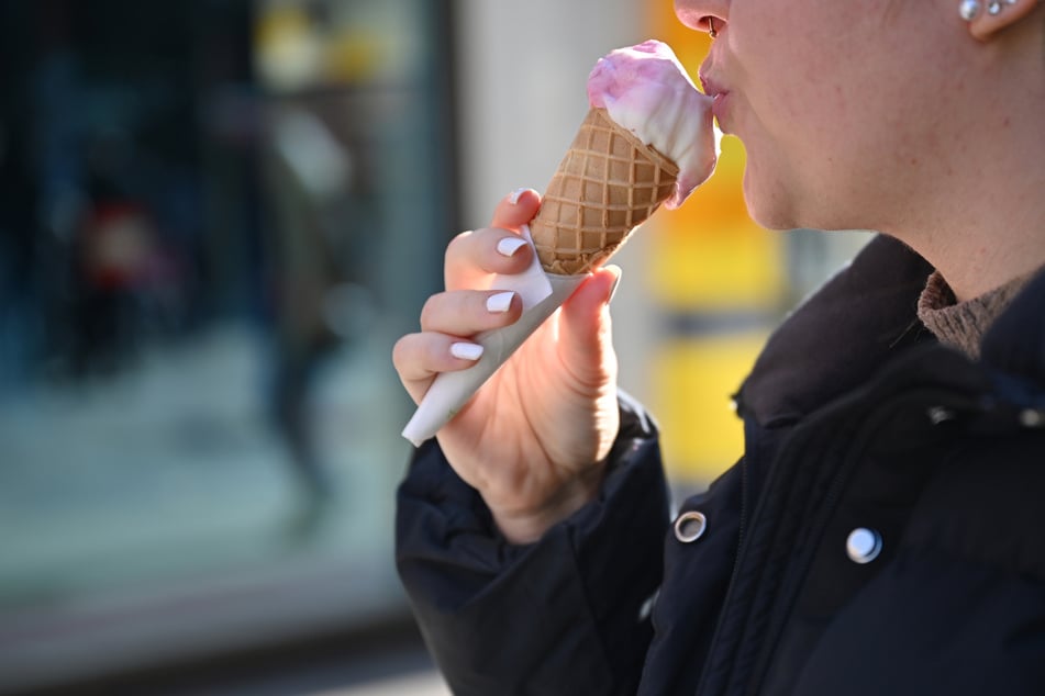 Das aktuelle Wetter lädt wahrlich zum Eis essen ein.