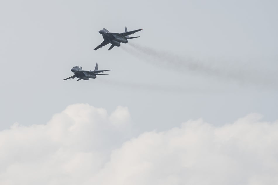Russische Kampfjets haben offenbar den Luftraum von Estland verletzt. Das Foto zeigt Flugzeuge vom Typ MiG-29. (Archivfoto)