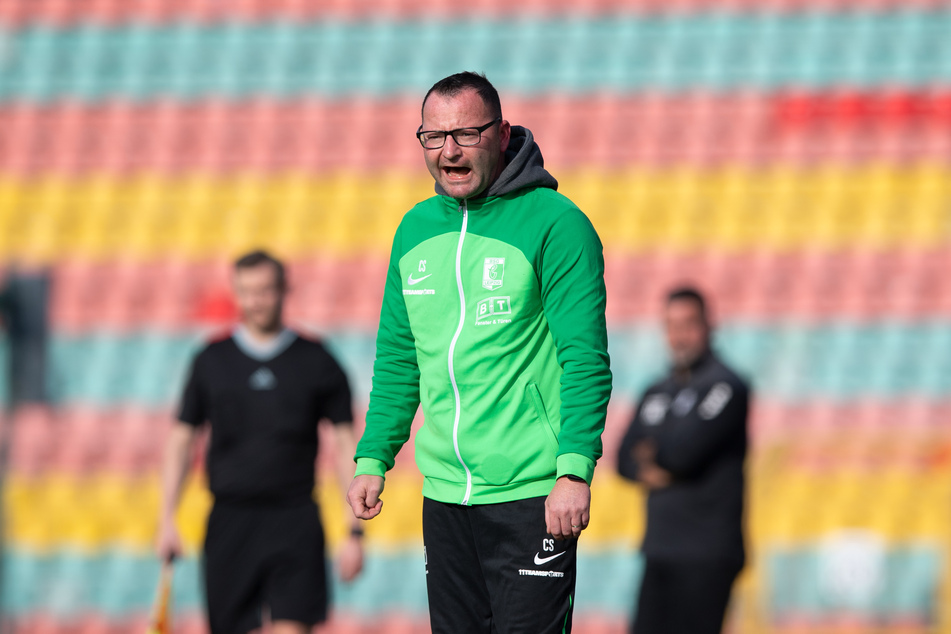 Co-Trainer Christian Sobottka nahm wieder den Platz von Chefcoach Miroslav Jagatic ein.