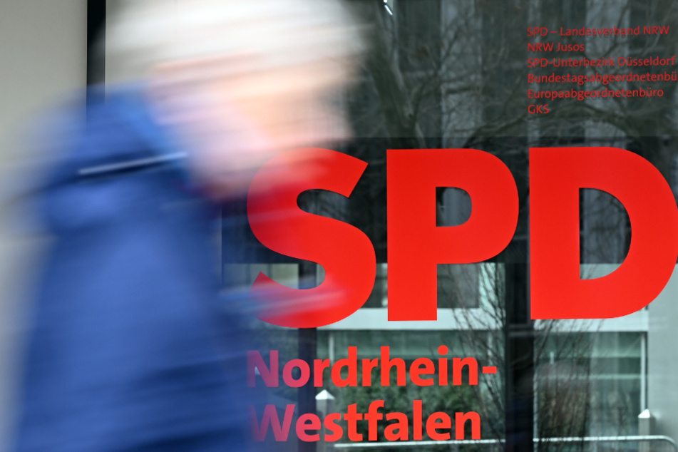 Die SPD plant in NRW umfangreiche Sanierungen und Neubauten von Schulgeländen.