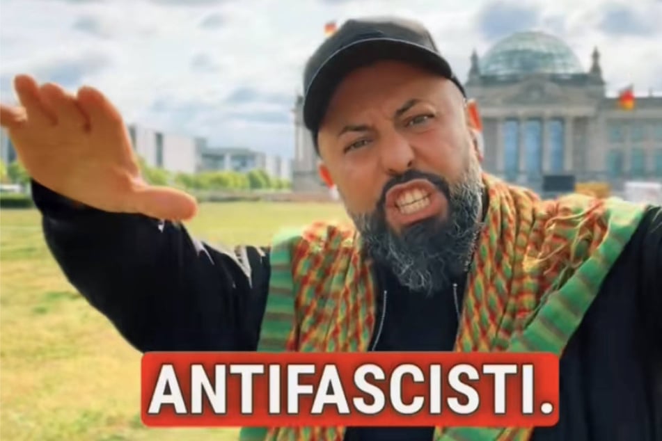 Ferat Koçak (46, Die Linke) hat in einem TikTok-Video vor dem Reichstag zum "Kampf" gegen Faschismus und Kapitalismus aufgerufen.