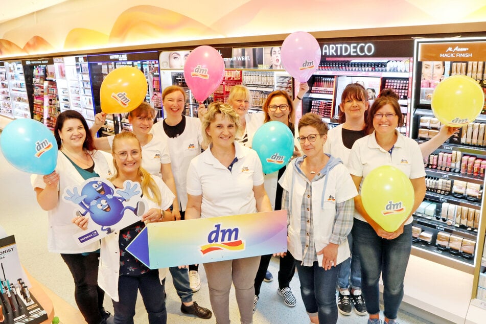 Unser dm-Markt in Chemnitz feiert ab Montag (8.6.) große Wiedereröffnung