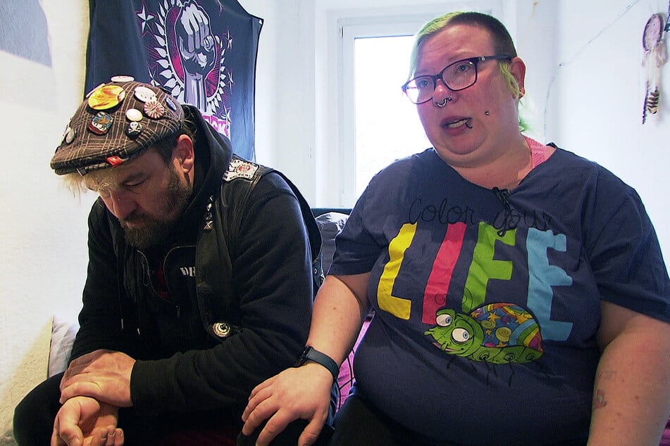 Paddy (42, l.) und Lausi (34) trauern um ihren guten Freund.