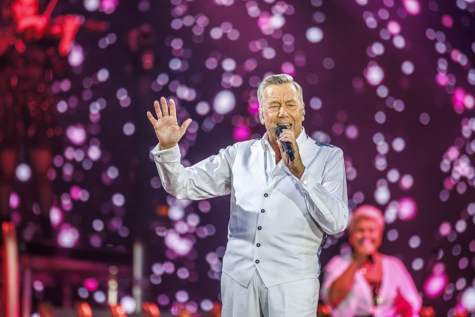 Es geht schon wieder los! Roland Kaiser (73) kommt am Freitag und Samstag ans Elbufer.
