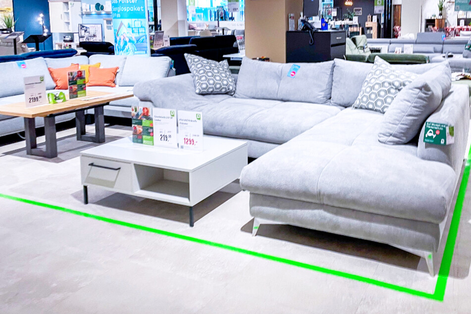 Lust auf neue Möbel? Bei porta in Neuwied gibt's u.a. schöne Ecksofas und Couchtische zum Sparpreis.