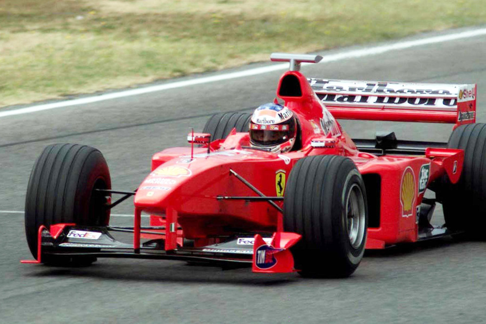 Michael Schumacher (heute 52), damaliger Formel-1-Pilot, in seinem Ferrari. (Archivbild)