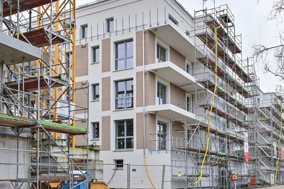 Bauen wird immer teuer. Trotzdem braucht Dresden Tausende neuer Sozialwohnungen.