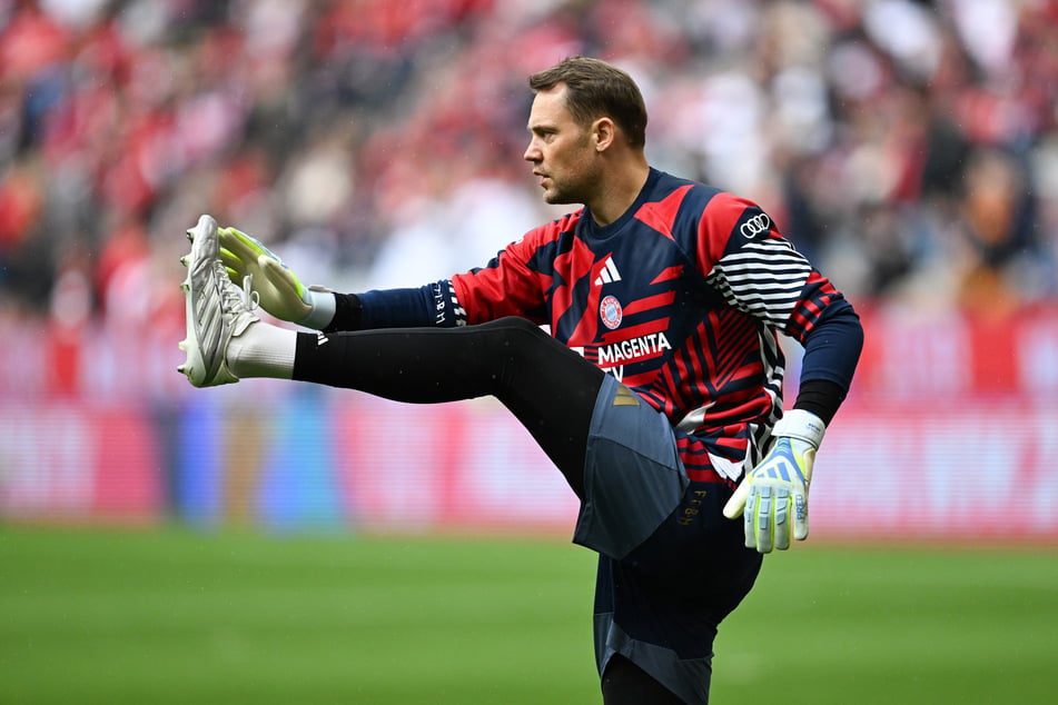 Manuel Neuer (40) verletzte sich beim Spiel gegen Köln.