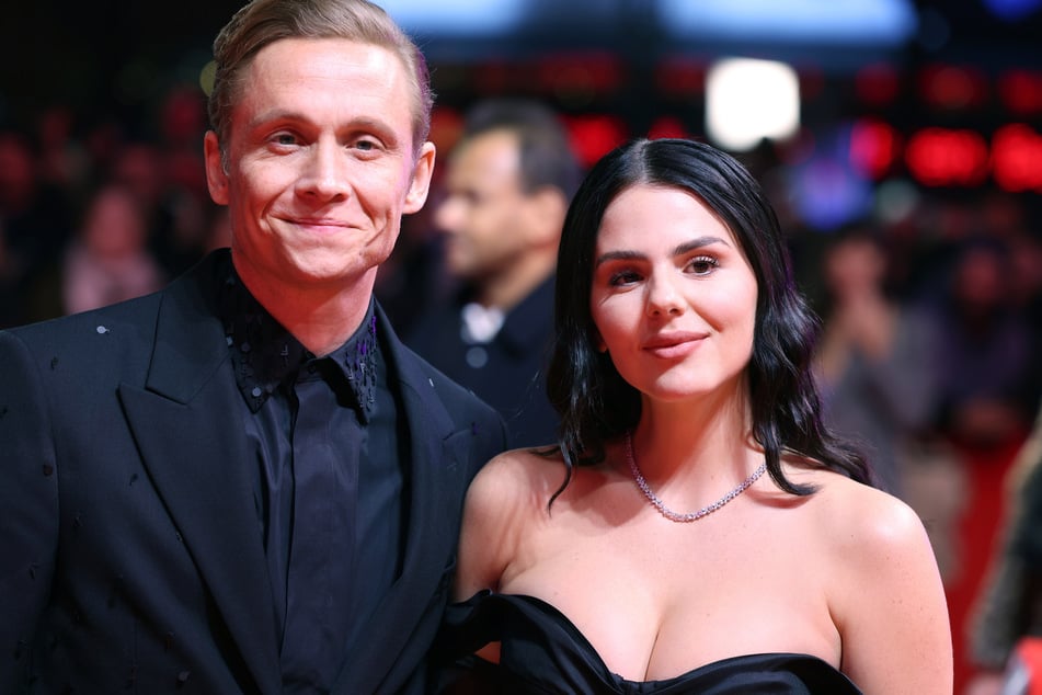 Matthias Schweighöfer und Ruby O. Fee faszinieren bei den Cannes ...