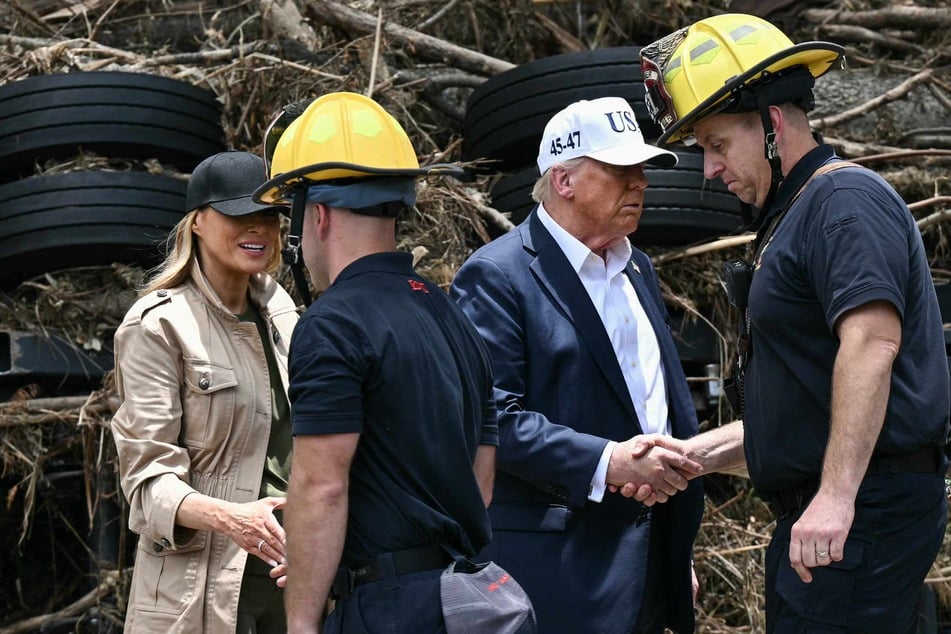 Trump surveys Texas flood damage, meets rescuers as scrutiny over official response mounts
