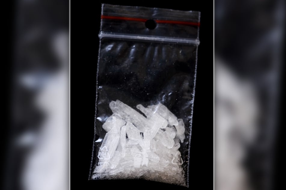 Mit Crystal im Blut saß die Fahrerin am Steuer. (Symbolfoto)