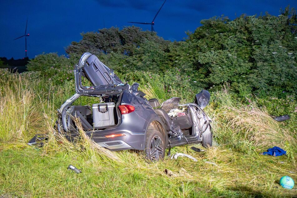 Am späten Dienstagabend ist ein 46-jähriger Autofahrer bei einem Unfall auf der A7 verstorben.