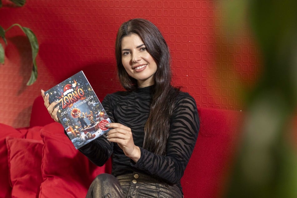 Die Dresdner Autorin Ann Rich hat ein wundervoll illustriertes Adventskalender-Buch geschrieben.