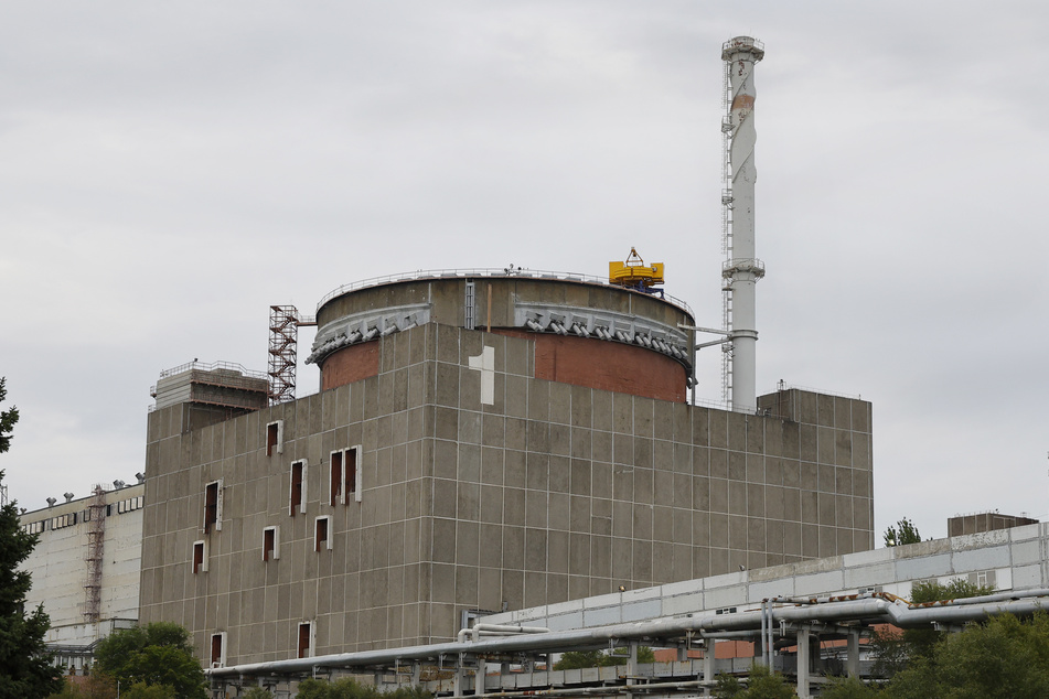 Blick auf einen Block des Kernkraftwerks Saporischschja. (Archivbild)