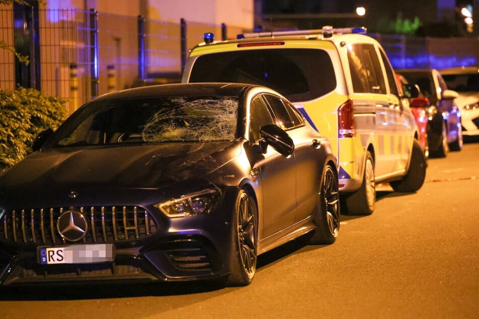 Das hochmotorisierte Unfallauto des 24-Jährigen wurde von der Polizei sichergestellt.