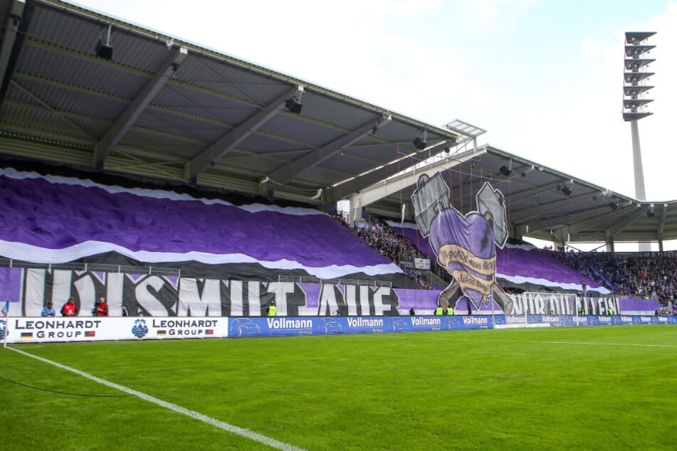 In der Hinrunde war Aue im eigenen Stadion ein Punktelieferant, jetzt wird das Erzgebirgsstadion wieder zur Festung - auch dank der Fans.
