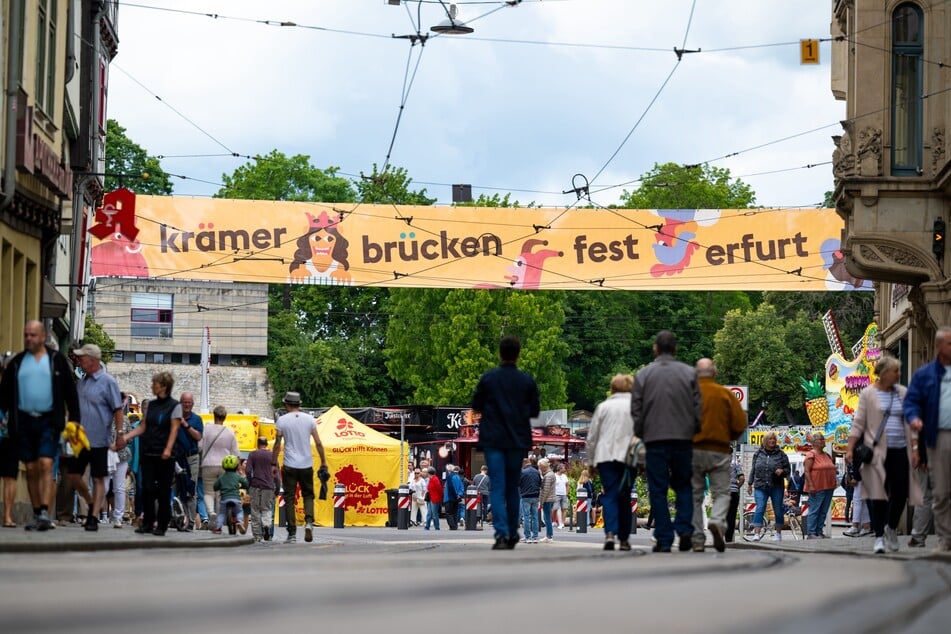 Beim diesjährigen Krämerbrückenfest in Erfurt gelten verschärfte Sicherheitsvorkehrungen. (Archivbild)