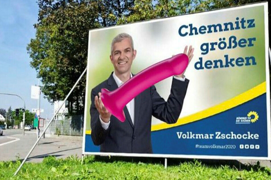 Auch ein Dildo landete per Photoshop auf dem Plakat.