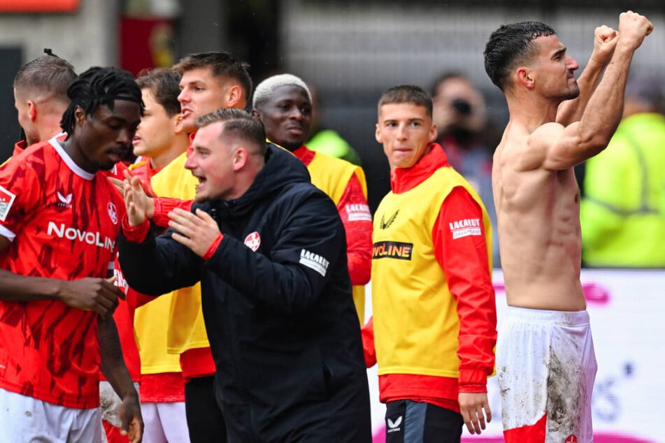 Ivan Prtajin (29, r.) lässt für den 1. FC Kaiserslautern ordentlich die Muskeln spielen.