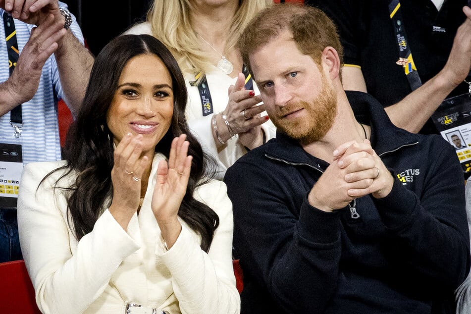 Prinz Harry (38) und seine Frau Meghan (41) besuchen einen öffentlichen Termin.