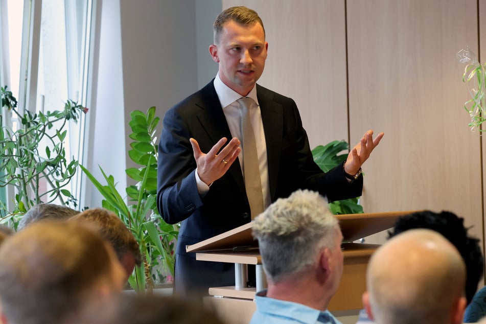 Hier geht Florian Lechner (35) seinem Beruf als Bürgermeister nach.