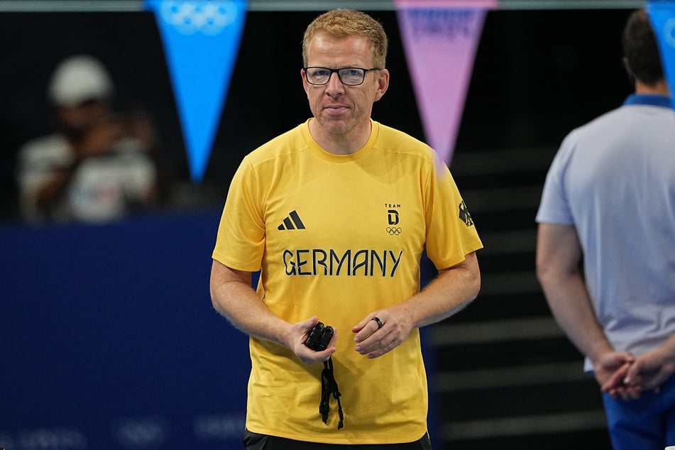 Bernd Berkhahn (53) bleibt bis 2028 Schwimm-Bundestrainer. (Archivbild)