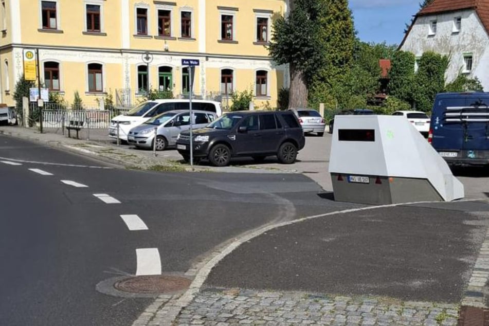 Bleifüße werden vom Superblitzer nun im Lockwitzgrund bestraft.