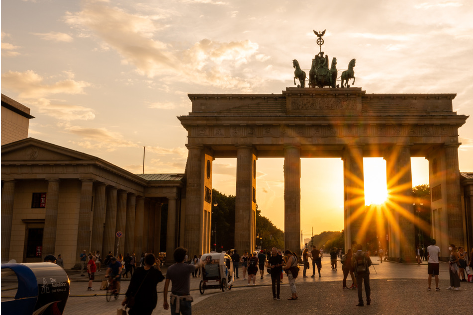 Warmes Wochenende: Die Sonne strahlt über Berlin und Brandenburg!