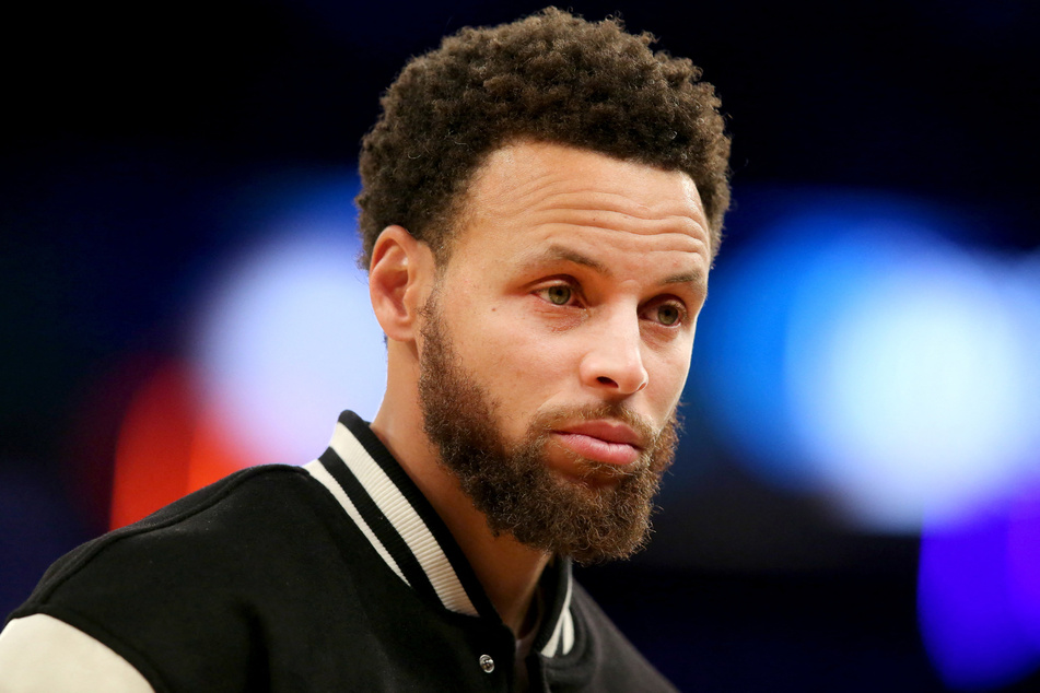 Golden State Warriors point guard Steph Curry has been out injured since December 14.
