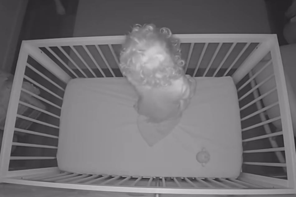 Die kleine Isla (1) hat auch um zwei Uhr morgens ganz konkrete Vorstellungen, wie die Dinge zu laufen haben.