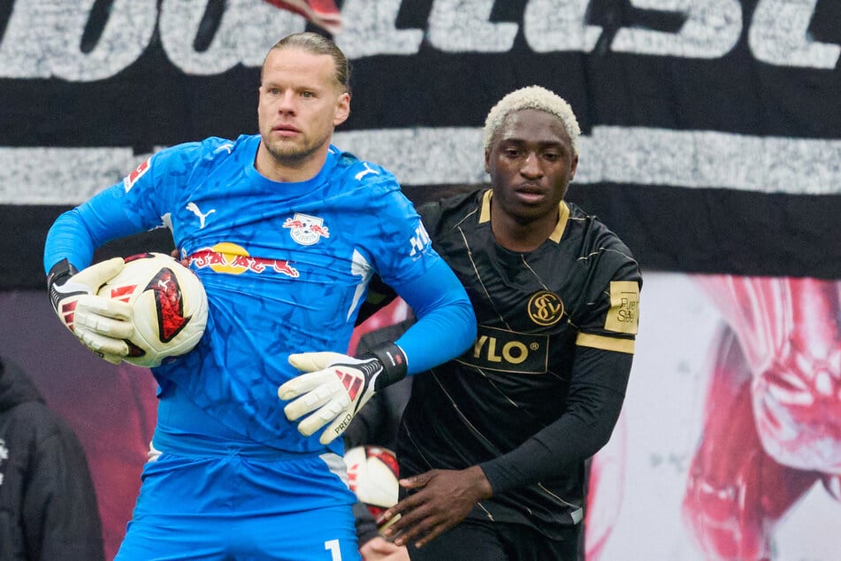 David Mokwa prüfte Leipzigs Orjan Nyland im ersten Durchgang. Der Ersatzkeeper der Sachsen reagierte aber stark