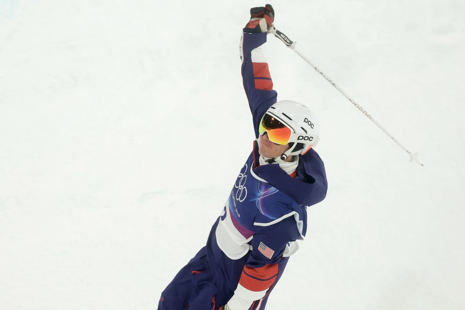 Alex Ferreira (31) krönt sich im Ski Freestyle zum Champion und holt Gold.