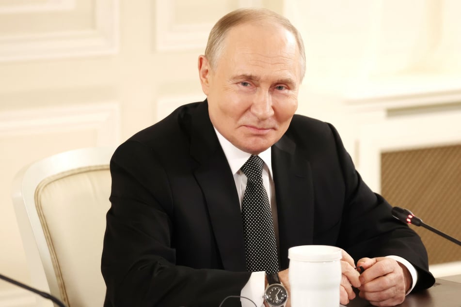 Kremlchef Wladimir Putin (73) empfängt am Donnerstag westliche Journalisten beim Wirtschaftsforum in St. Petersburg. (Archivbild)