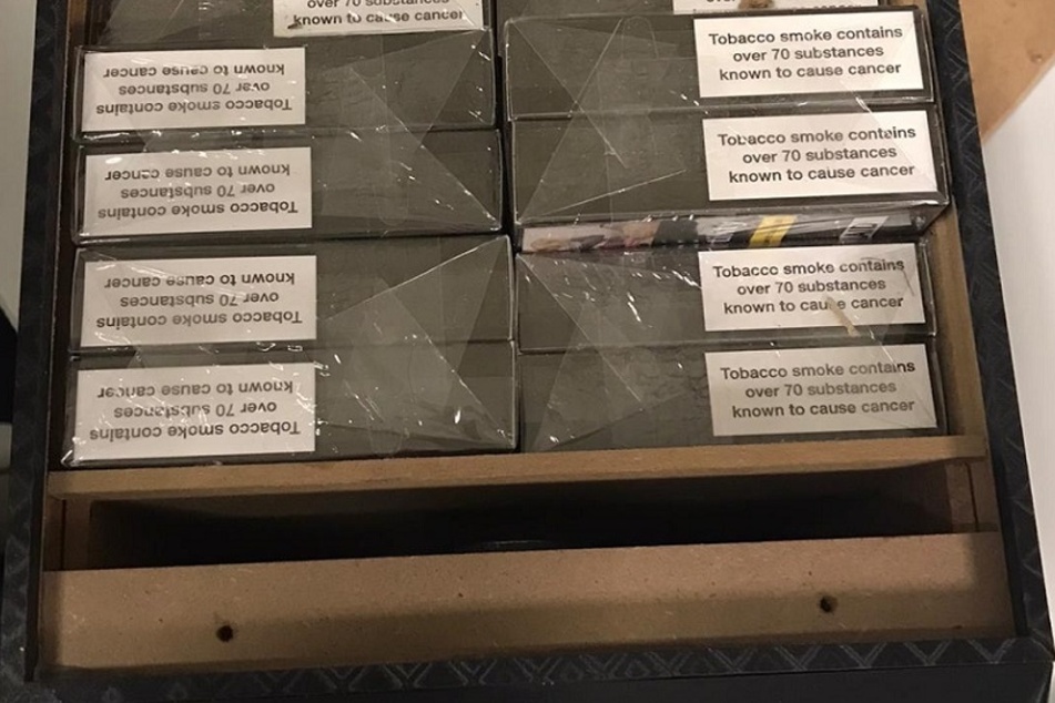 Insgesamt fanden die Zöllner 3.240 Stangen in den Musikboxen.
