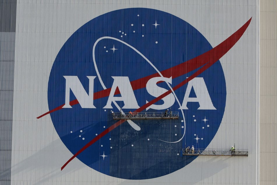 NASA is on track to send astronauts around the moon in early 2026 as part of the Artemis II mission.
