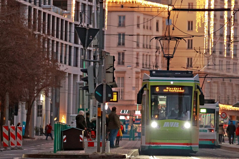 Viele Wege führen zum Weihnachtsmarkt: Mit diesen Linien der MVB gelangt Ihr dorthin!