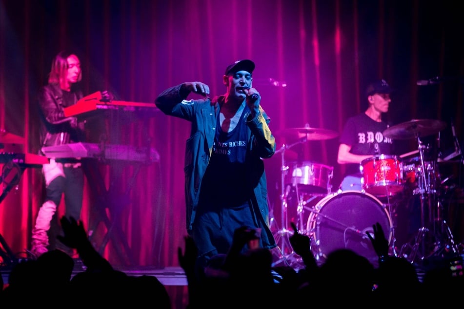 Matisyahu performing at Brooklyn Bowl in Las Vegas in November 2017.